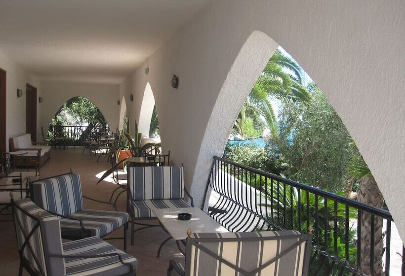 ホテル Baia Delle Zagare