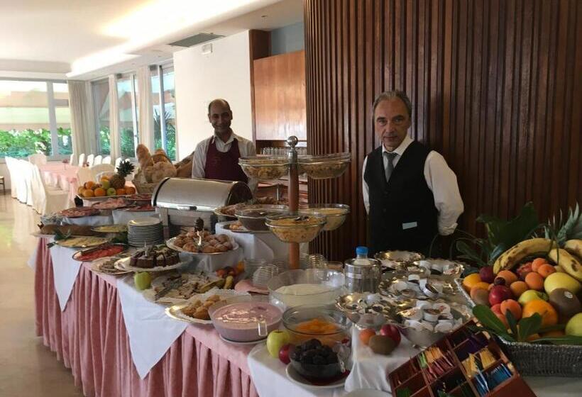 酒店 Beau Rivage Pineta