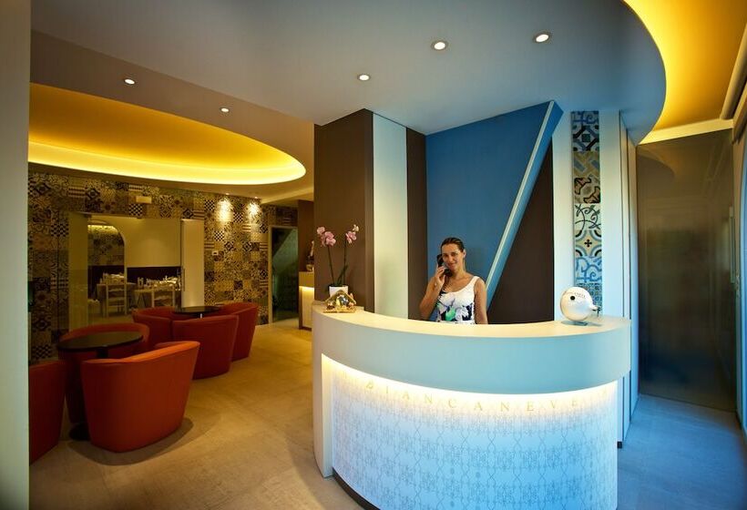 ホテル Biancaneve Wellness