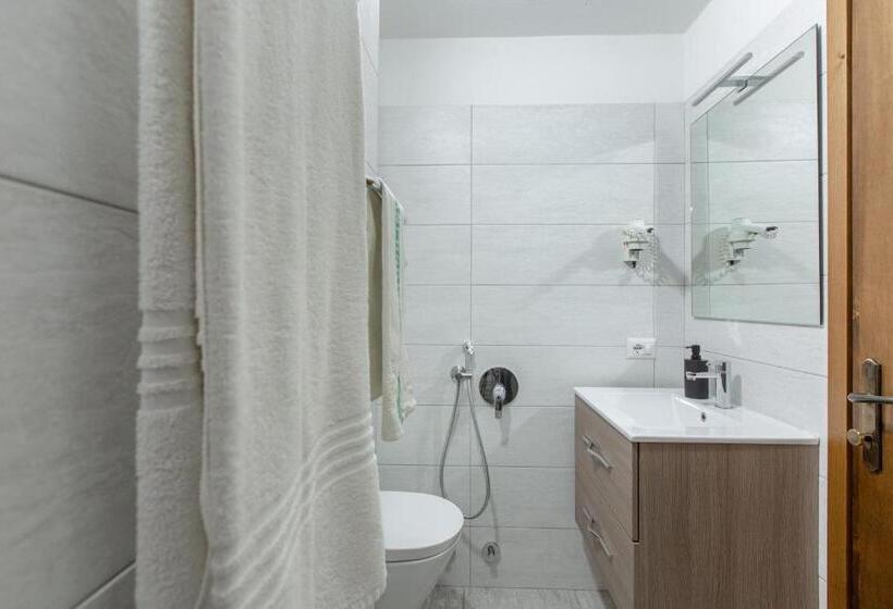 בית מלון כפרי Biancospino