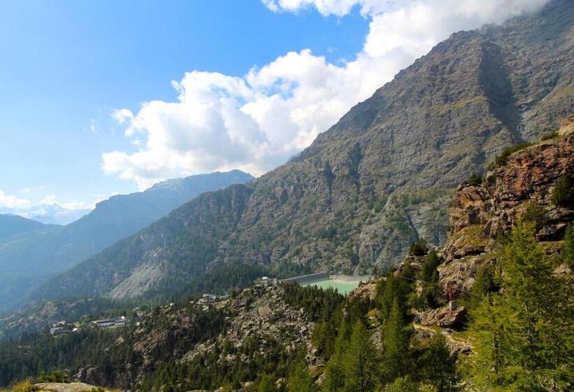 בית מלון כפרי Biancospino