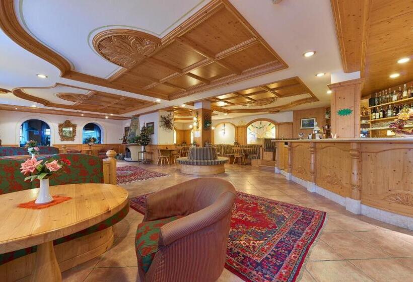 Отель Bonapace S