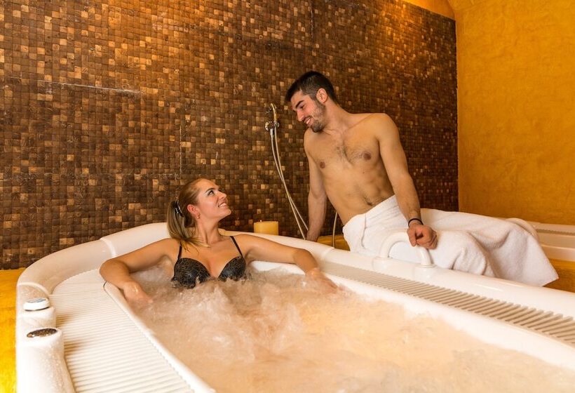 Отель Bonapace S