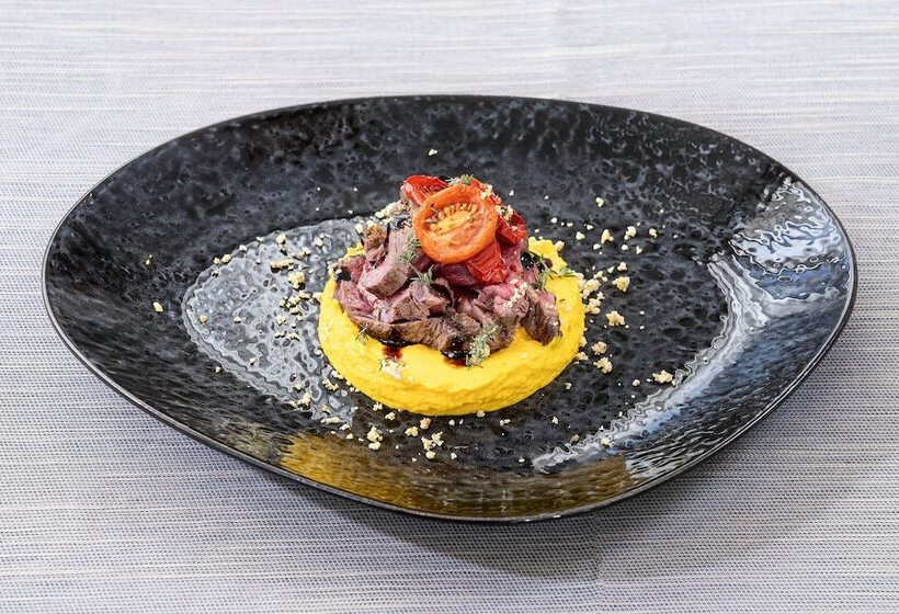 ホテル Brunet  The Dolomites Resort