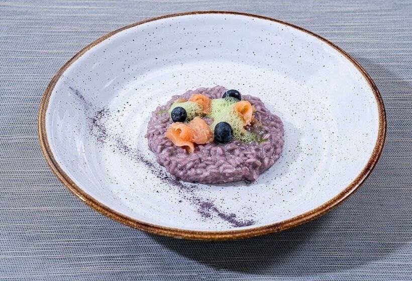 ホテル Brunet  The Dolomites Resort