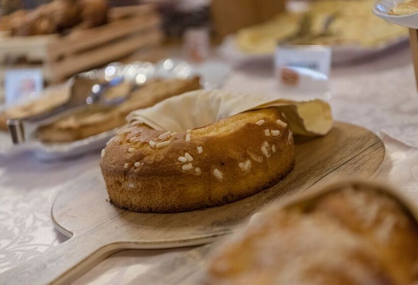 ホテル Brunet  The Dolomites Resort