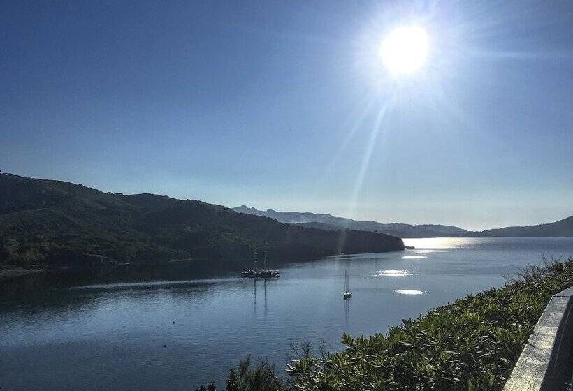 Отель Capo Di Stella