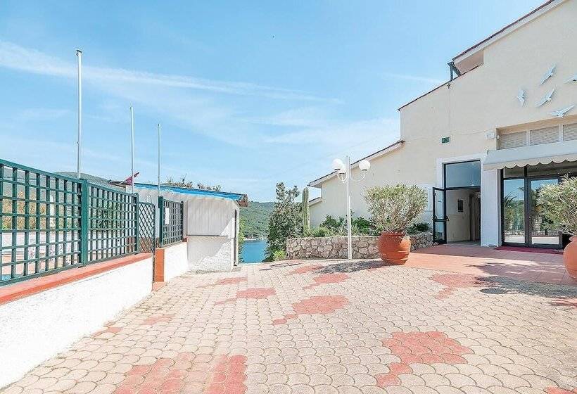 Отель Capo Di Stella