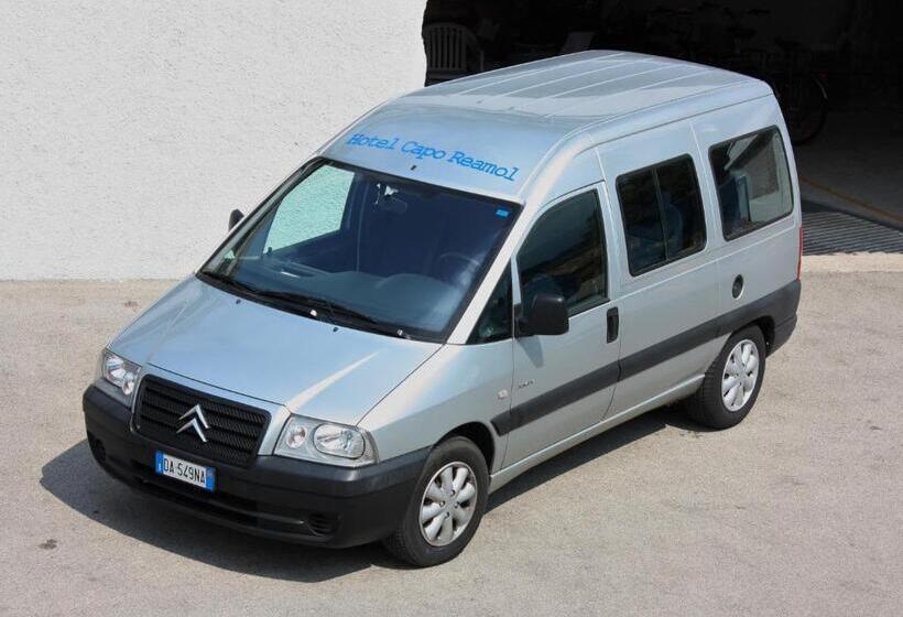 فندق Capo Reamol