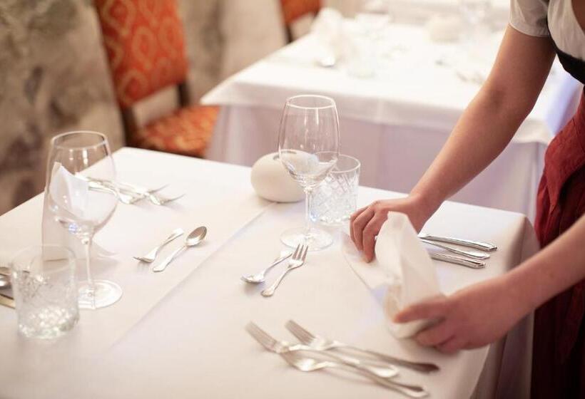 酒店 Castel Rundegg