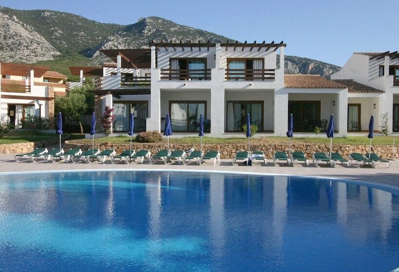 בית מלון כפרי Club Esse Palmasera