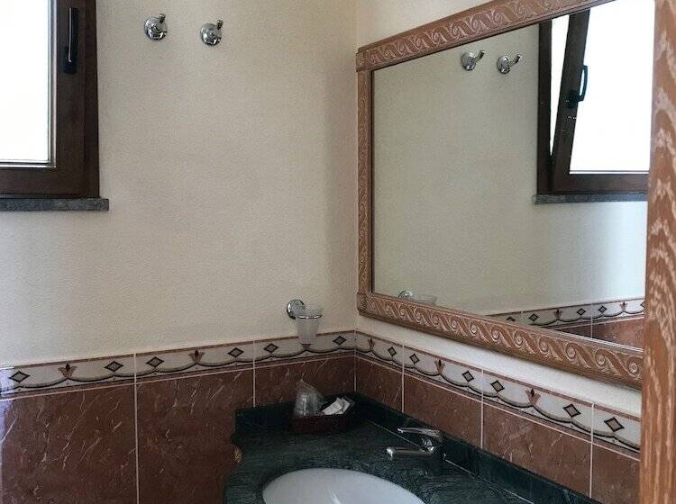 בית מלון כפרי Club Esse Palmasera