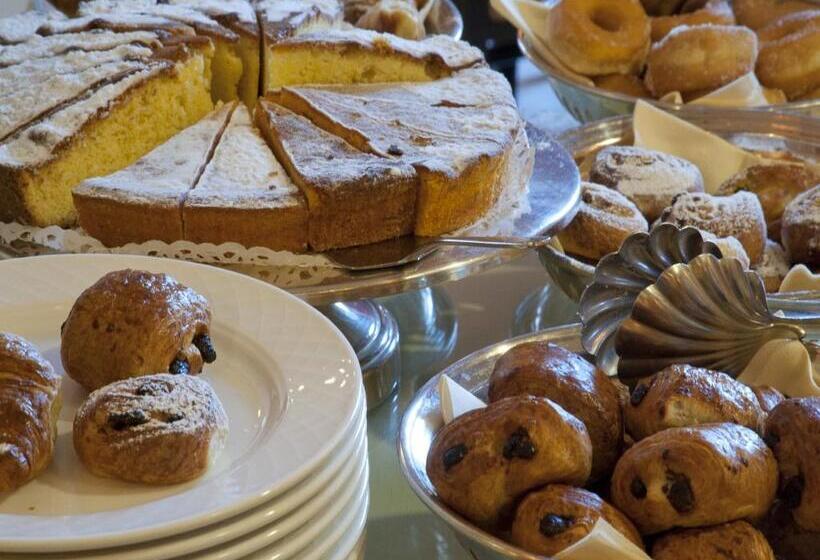 فندق Continental Genova