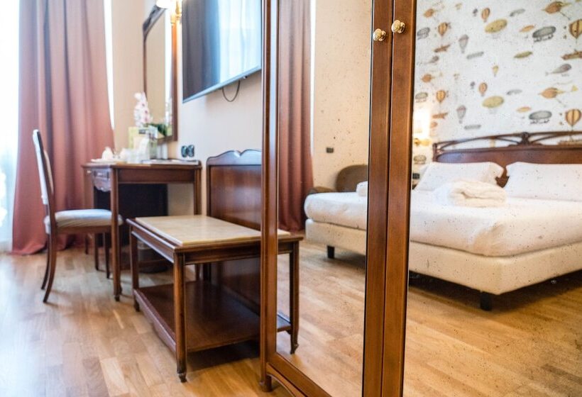 فندق Continental Genova