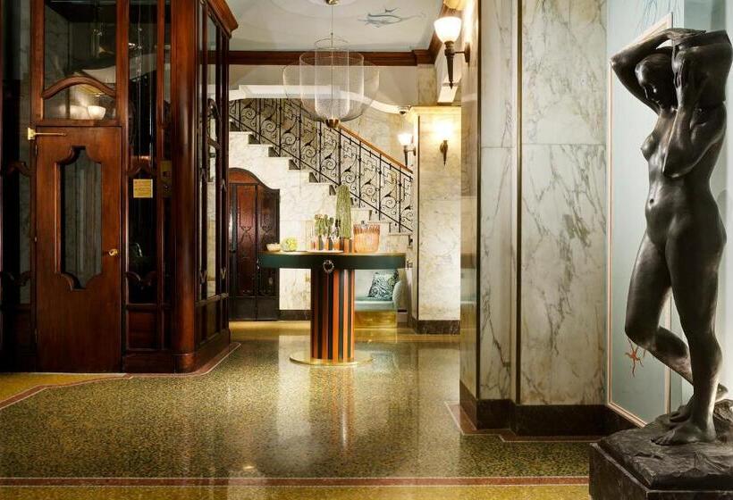 فندق Continental Genova