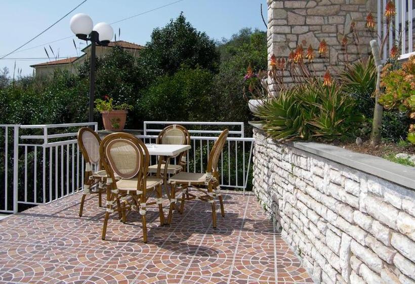 Отель Cristallo