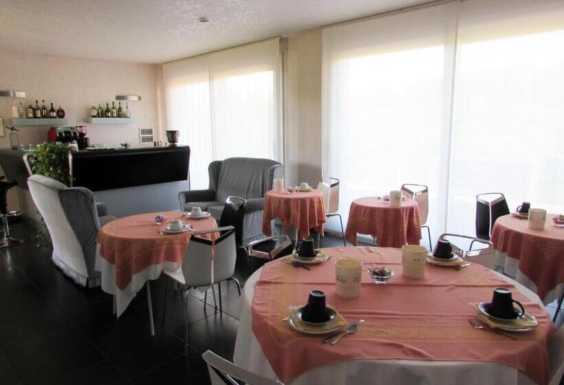 ホテル Dante Residence