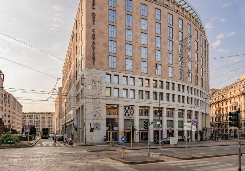 هتل Dei Cavalieri Milano Duomo