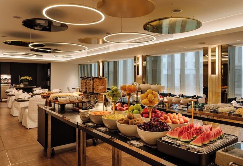 هتل Dei Cavalieri Milano Duomo