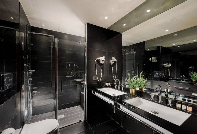 هتل Dei Cavalieri Milano Duomo