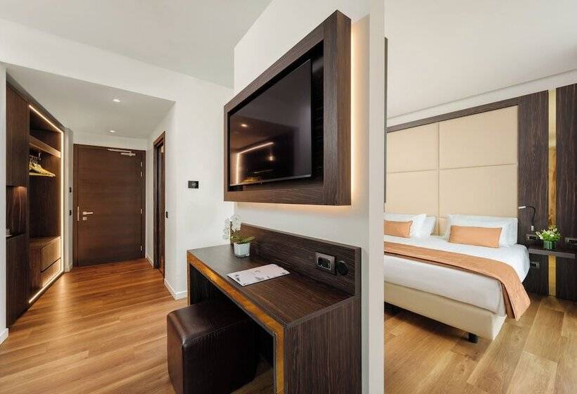 هتل Dei Cavalieri Milano Duomo