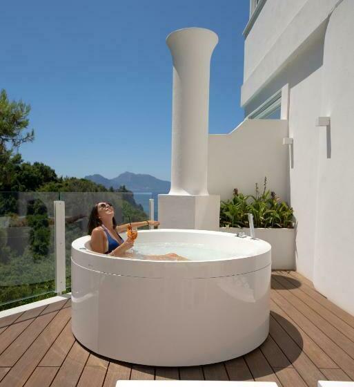 בית מלון כפרי Delfino