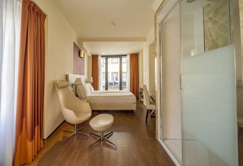 هتل Della Signoria