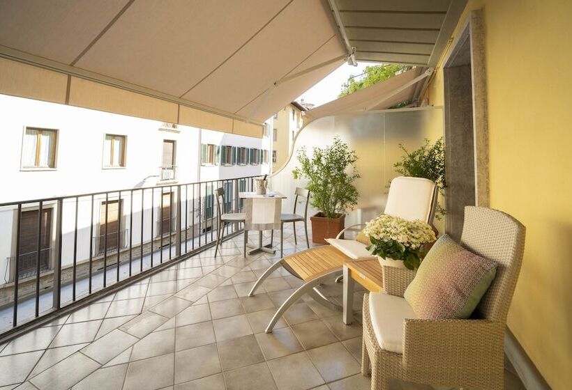 هتل Della Signoria