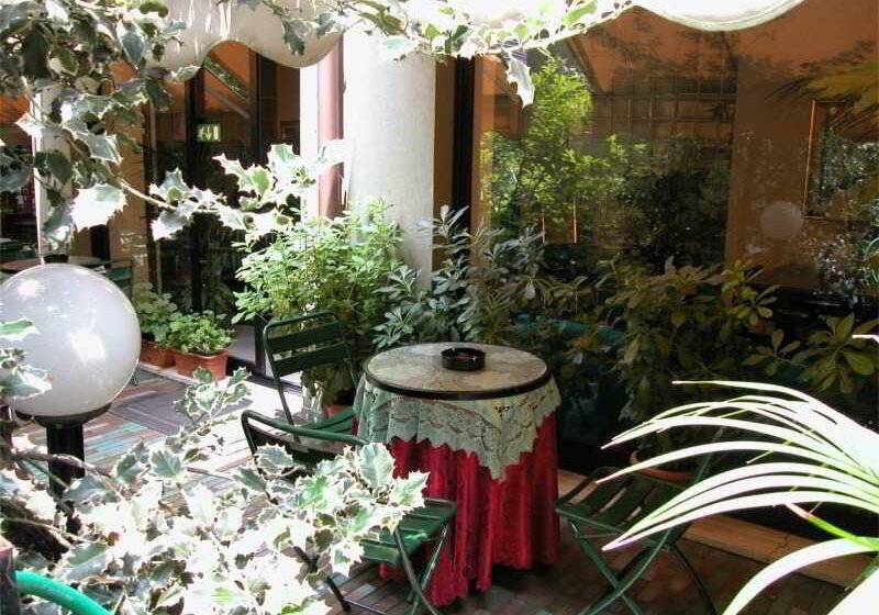 هتل Delle Nazioni Milan