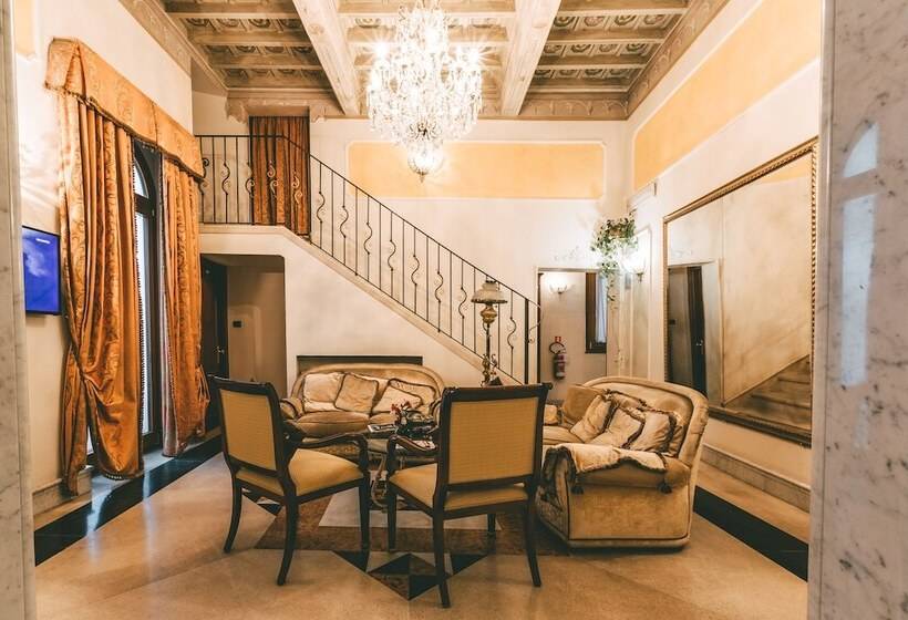 هتل Domus Florentiae