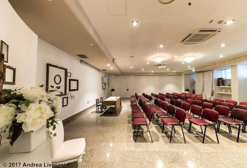 호텔 Donatello Imola