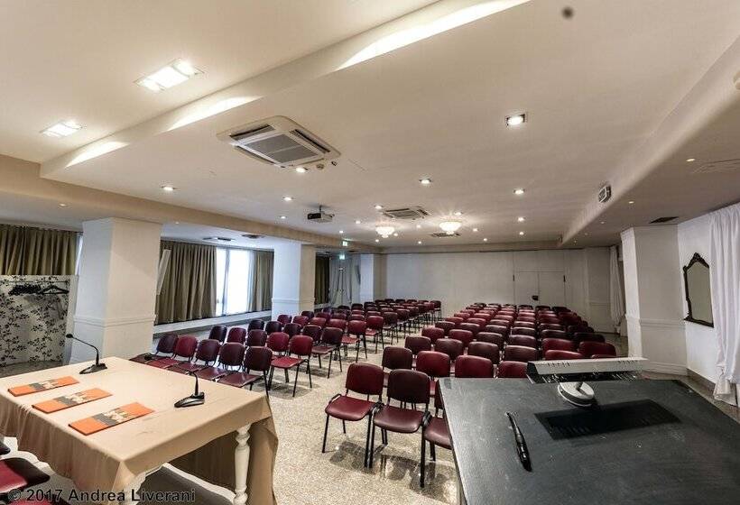 호텔 Donatello Imola