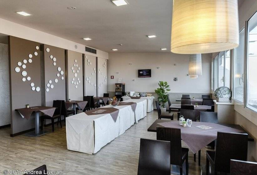 호텔 Donatello Imola