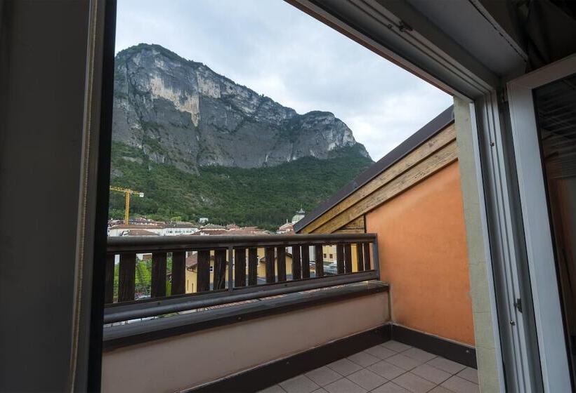 בית מלון כפרי Drago