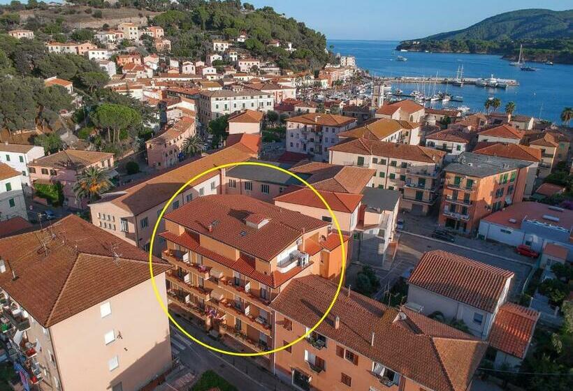 בית מלון כפרי Due Torri