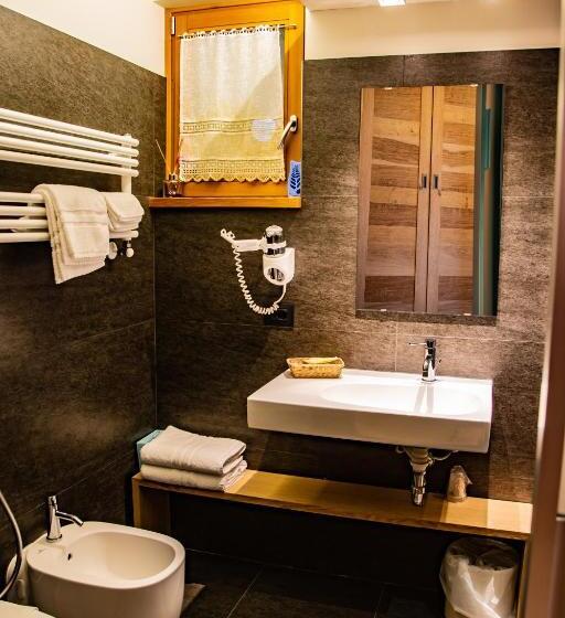 בית מלון כפרי Dufour