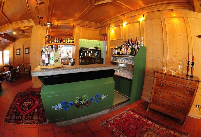 בית מלון כפרי Dufour