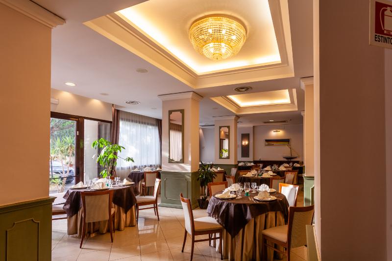 Отель Europa Palace