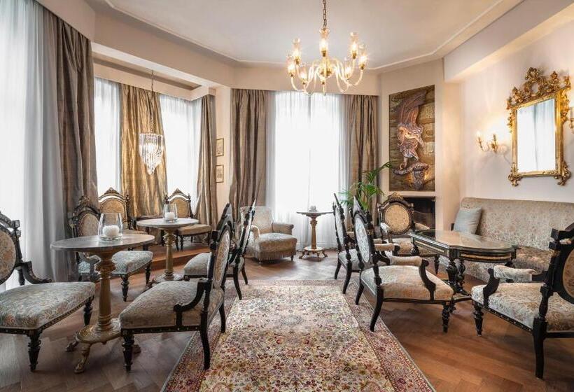 Отель Europa Splendid