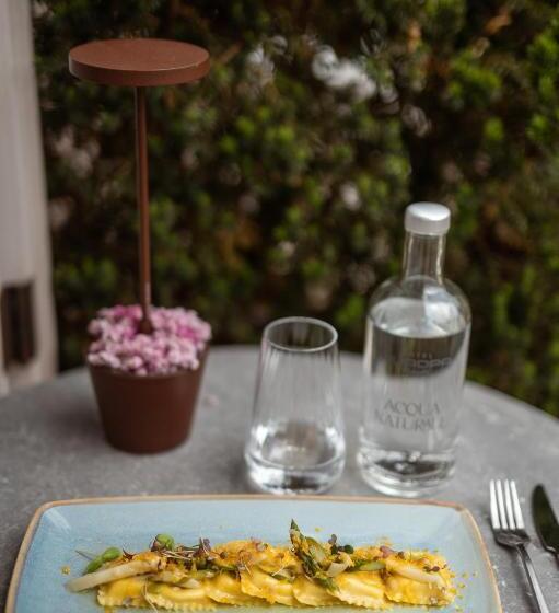 Отель Europa Splendid