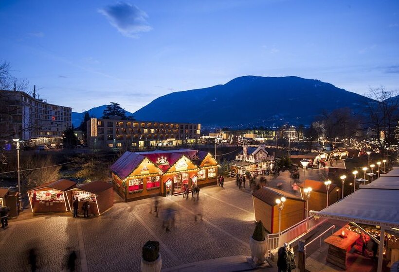 Отель Europa Splendid