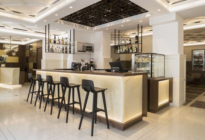 Отель Europa Splendid