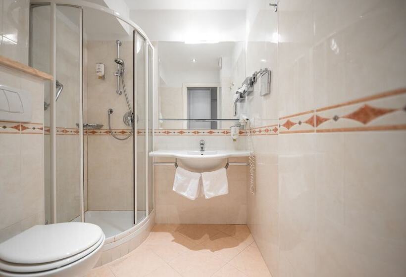 Отель Europa Splendid