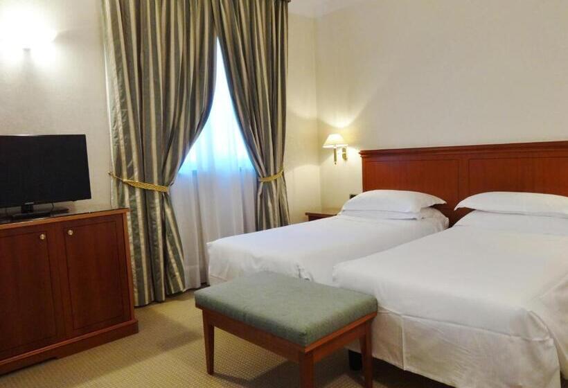 בית מלון כפרי Excelsior Magenta