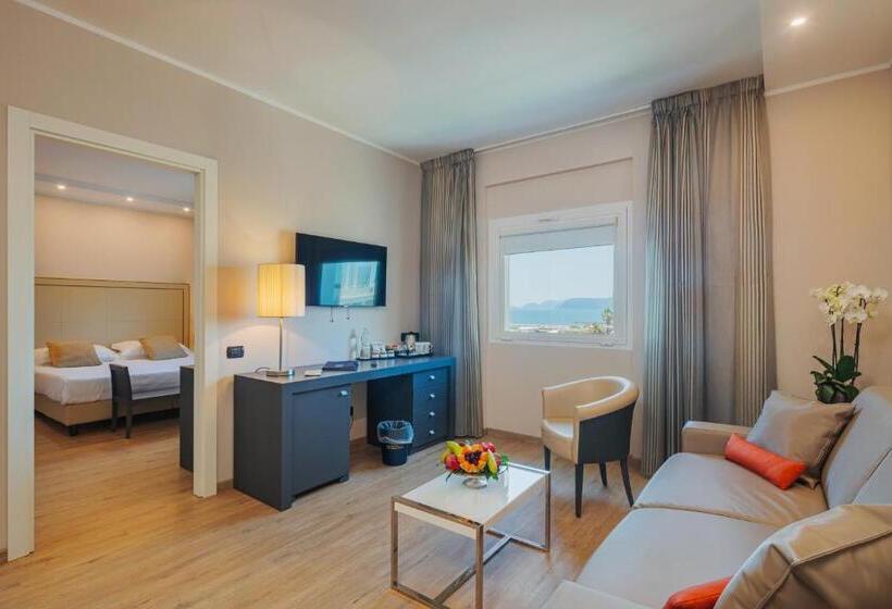 Отель Excelsior