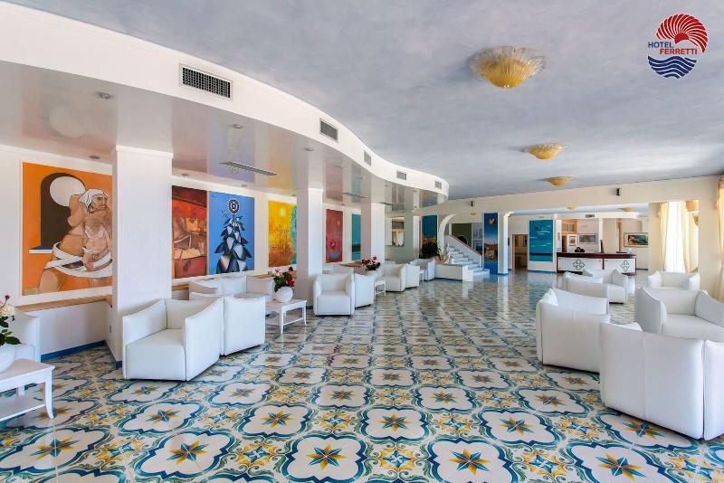 هتل Ferretti