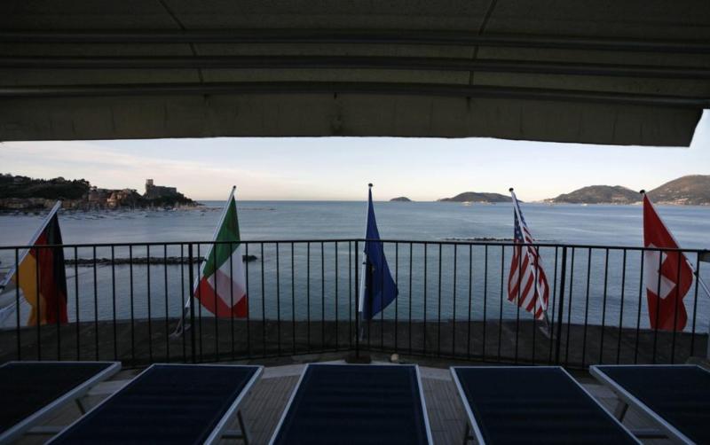 هتل Florida Lerici