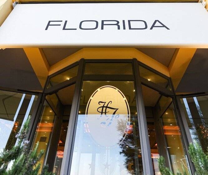 هتل Florida Lerici
