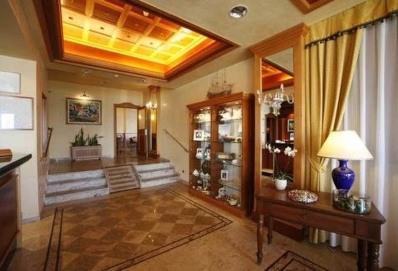 هتل Florida Lerici