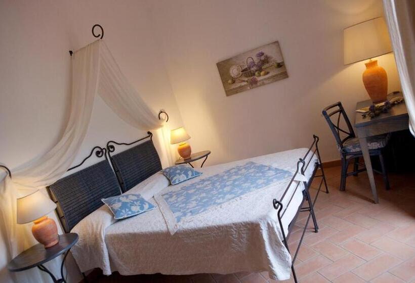 בית מלון כפרי Gallo Nero